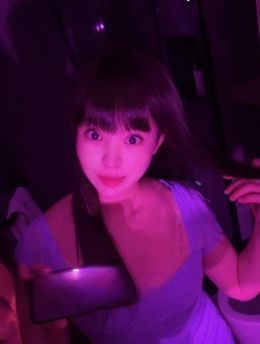 南宁气质性感眼镜小娇妻