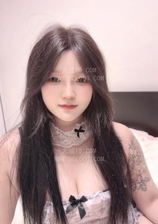 杭州花臂少女水多多