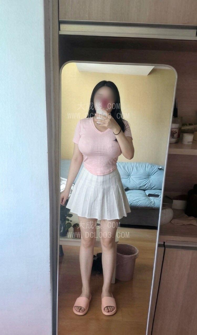 成都风骚大胸服务控红儿