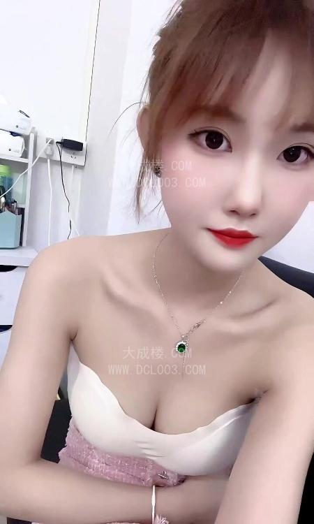 朝阳反差小萝莉