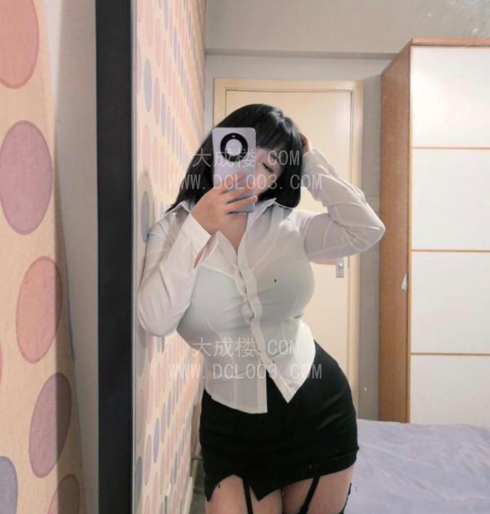成都肥臀巨乳小酒