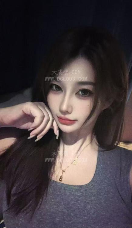 长沙E杯依依可舌吻