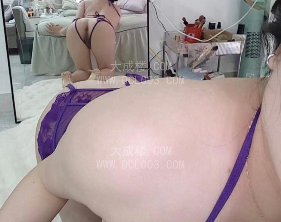渝北后入翘臀大波姐姐
