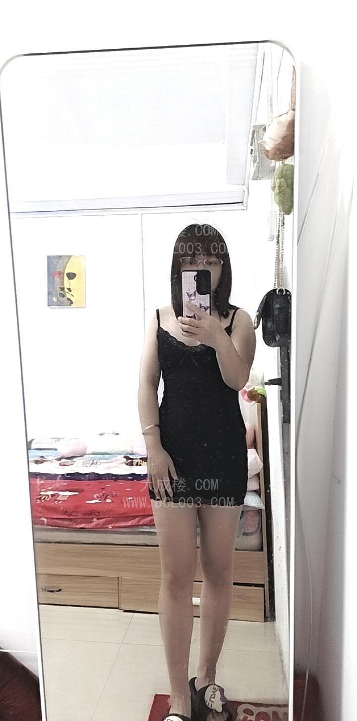 龙岗坂田性价比眼镜骚妹
