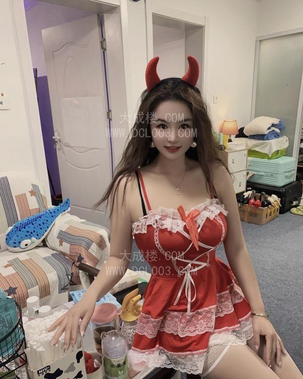 宝山蜜桃臀琪琪老师