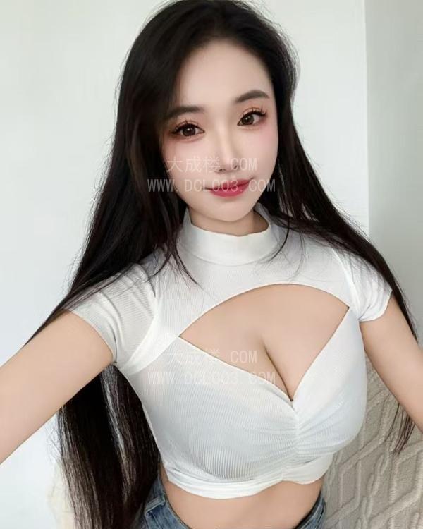 天河丰满巨乳奶瓶