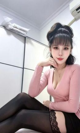 成都水床霞霞