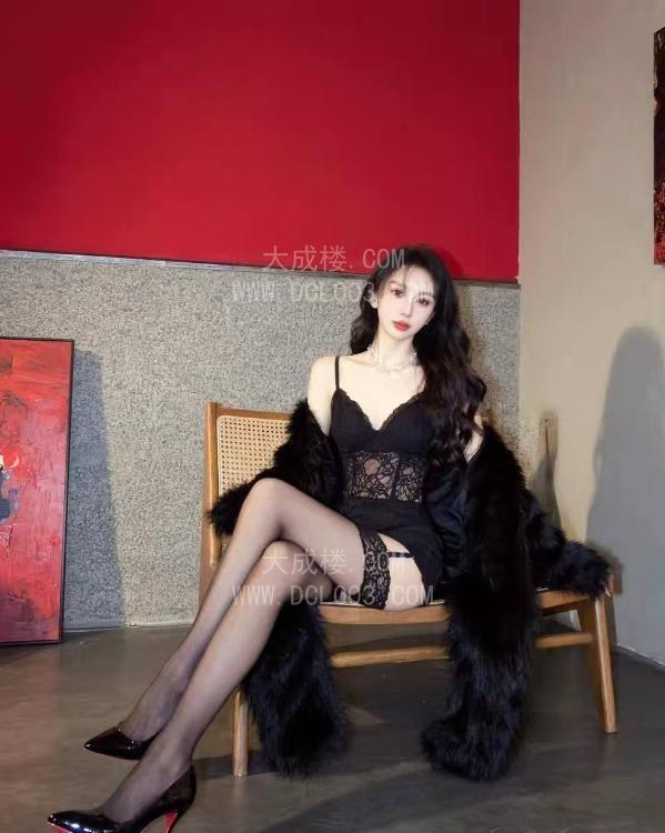 罗湖骚浪一字马服务老师