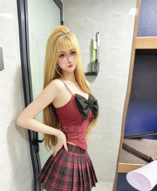 河西欧美范美乳卡戴珊