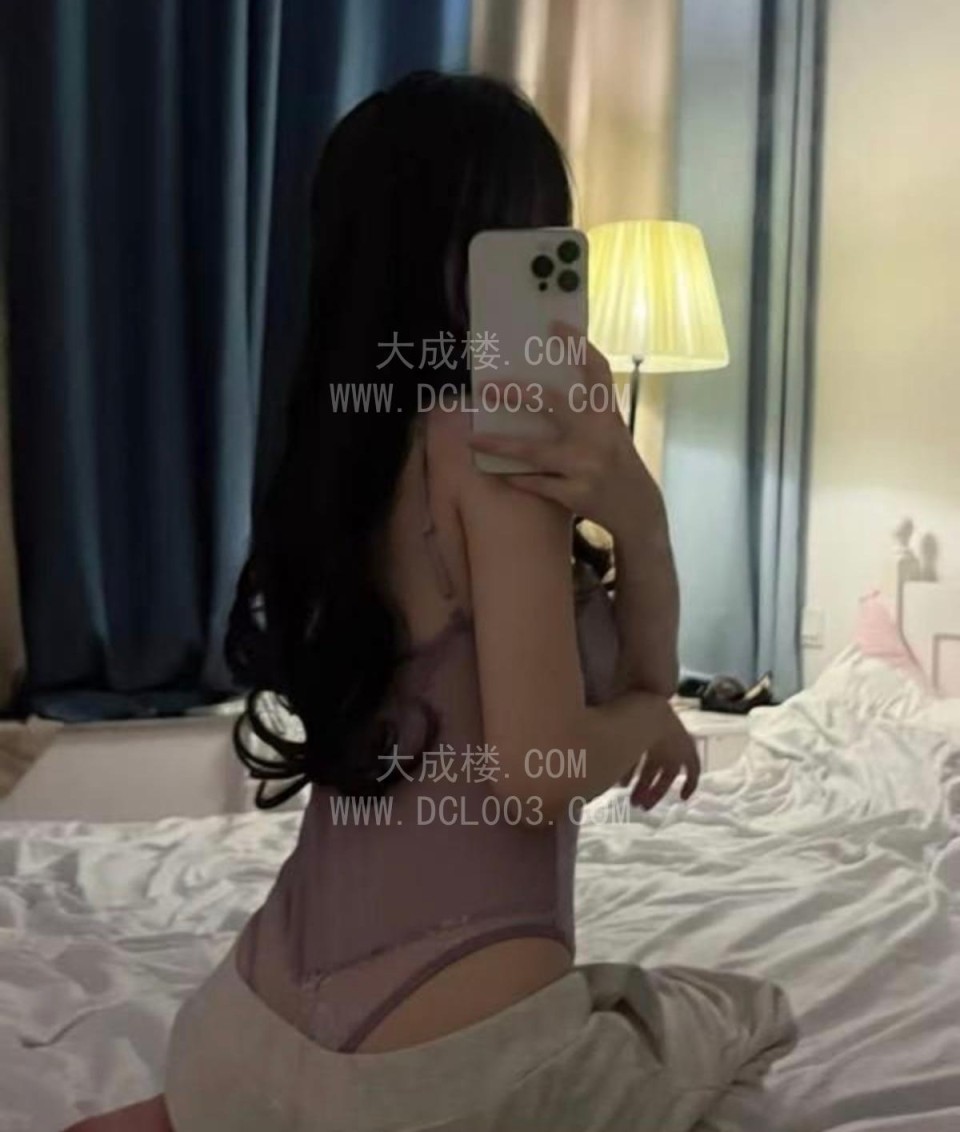 杭州清纯小骚嫩妹