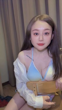 嘉禾乐乐照片真实自拍